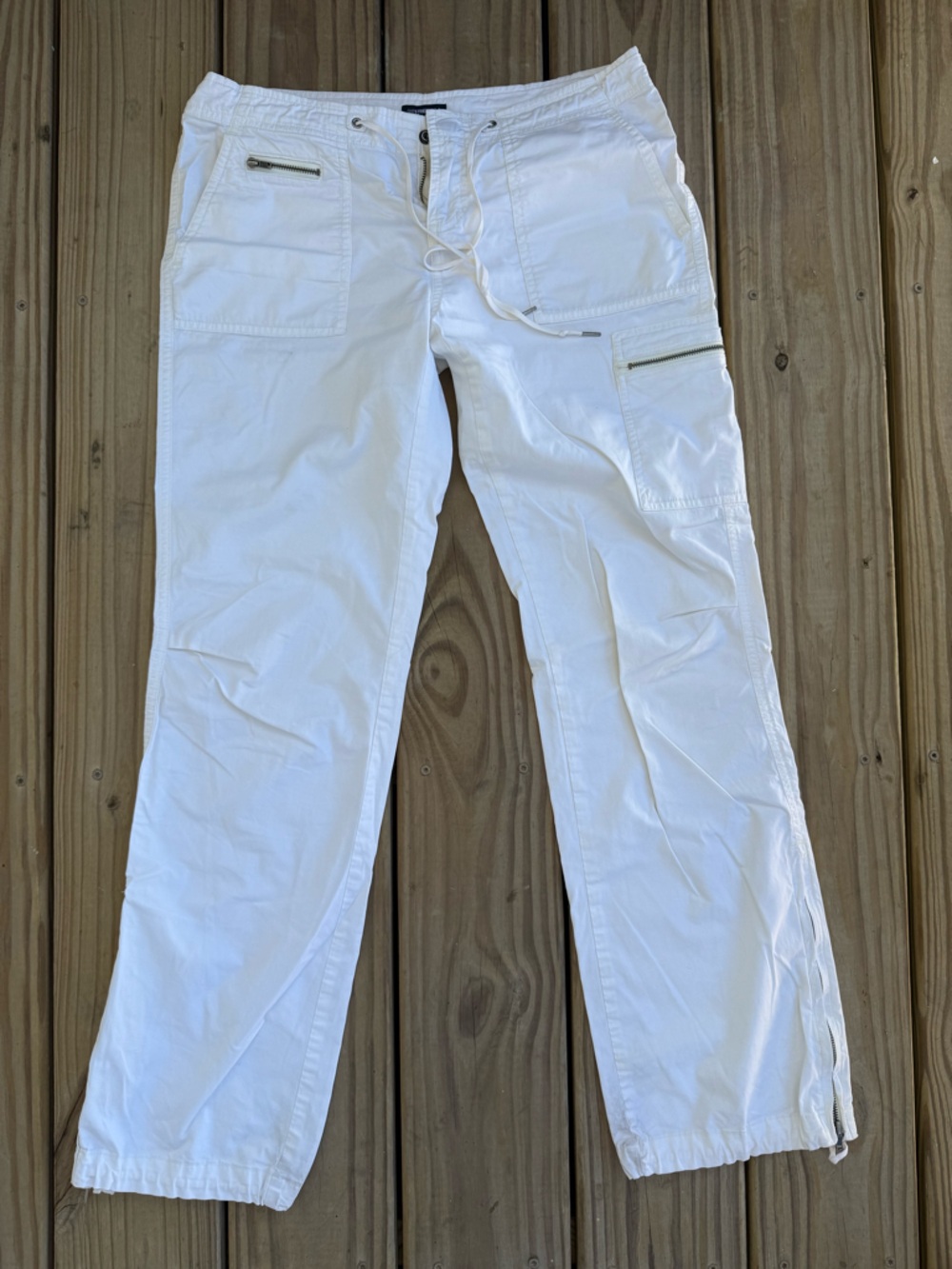 Gap Women’s White Cargo Drawstring Pants